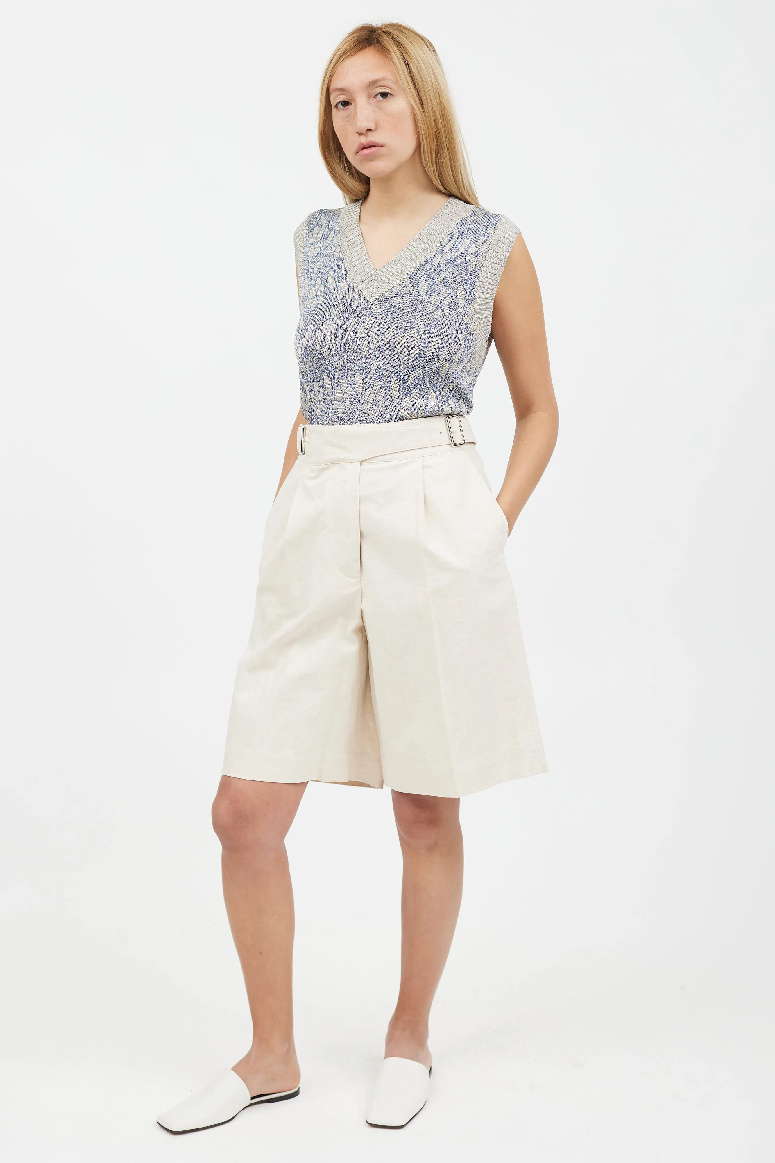 Beige Pleated Linen Short