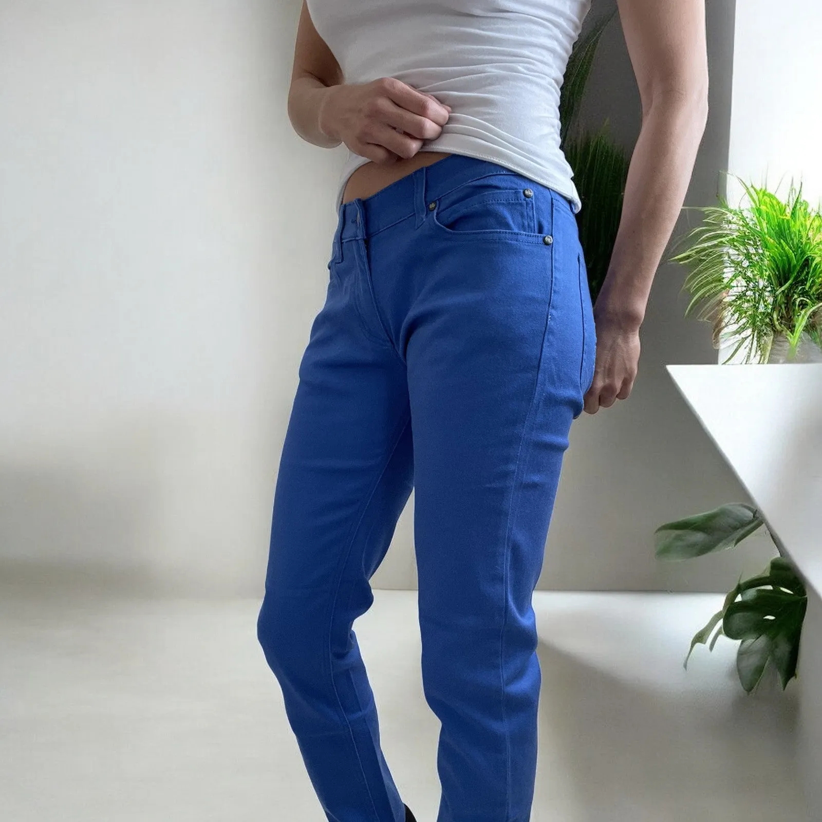 Jawbreaker Essestial Low Rise 5-Pocket Blue Stretchy Denim Slim Fit Skinny Jeans